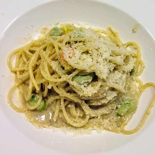 spaghetti con le fave