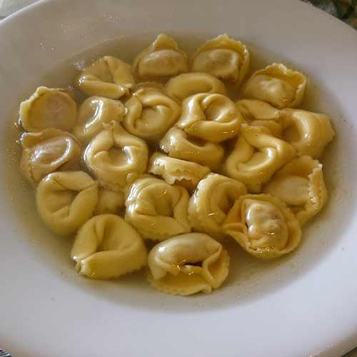 tortellini in brodo
